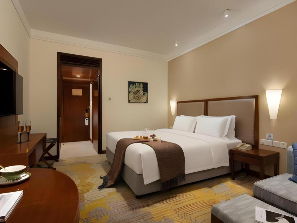 Baohua Harbour View Hotel Hải Khẩu Ngoại thất bức ảnh